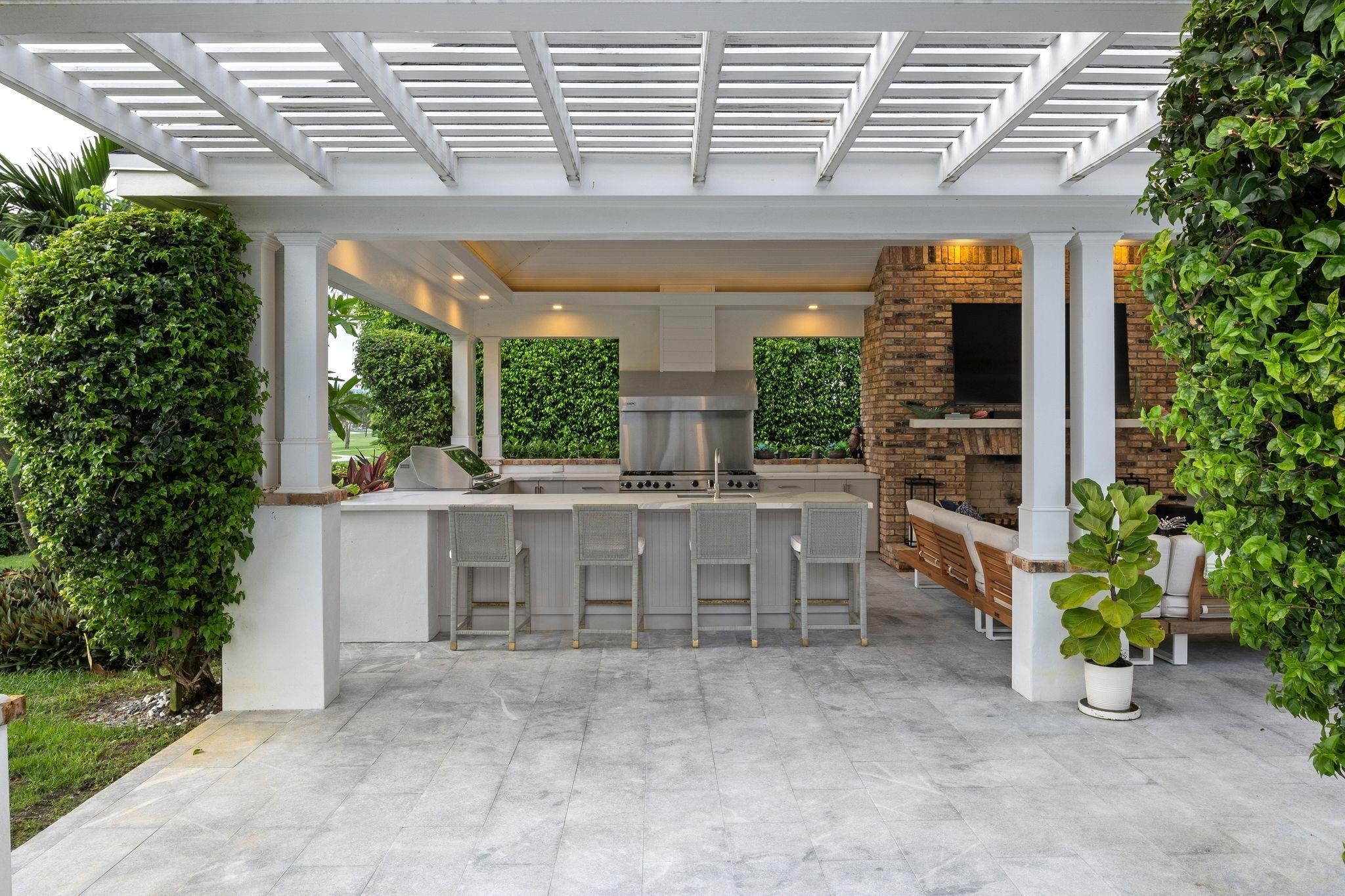 Coral Ridge Country Club - Residential