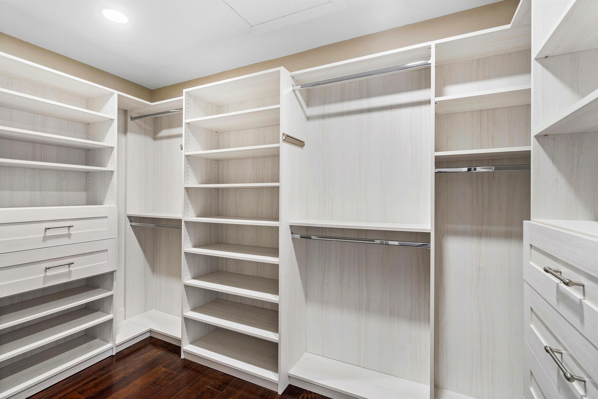 VILLAS OF OCEAN CREST - Residential