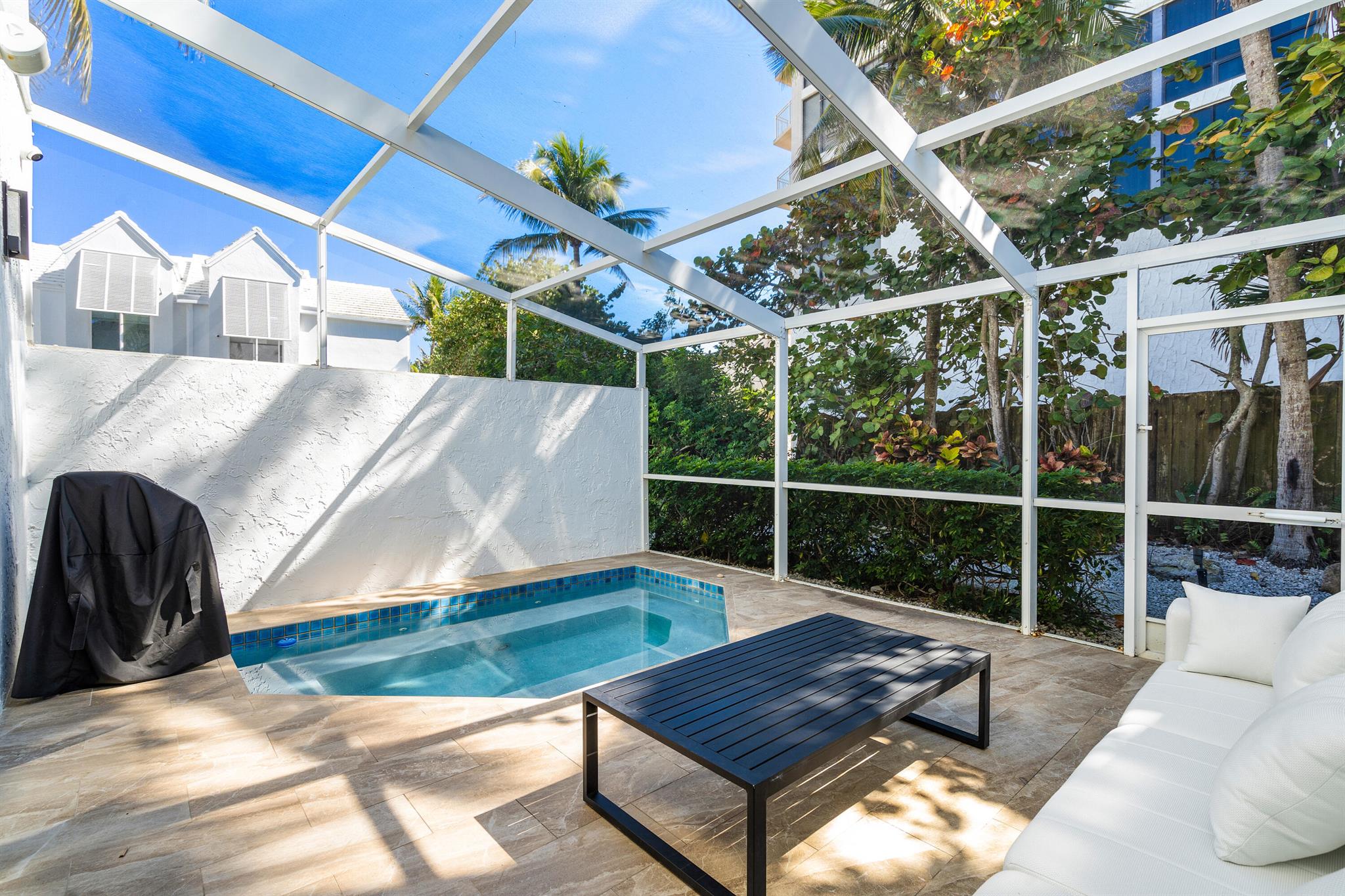 VILLAS OF OCEAN CREST - Residential