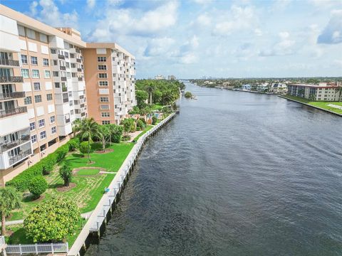 Condominium in Hillsboro Beach FL 1150 Hillsboro Mile 67.jpg