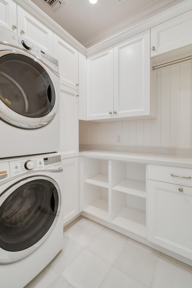 SEVEN OAKS ISLAND - Residential Lease