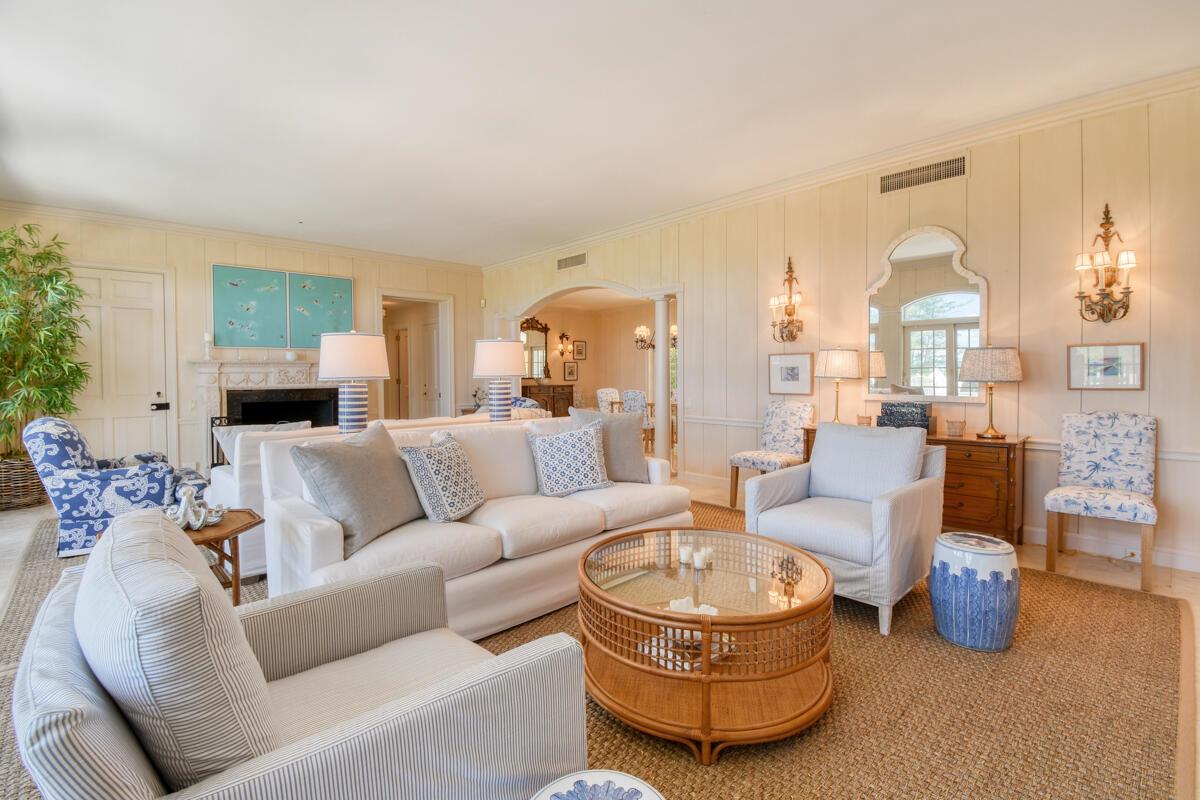 SEVEN OAKS ISLAND - Residential Lease