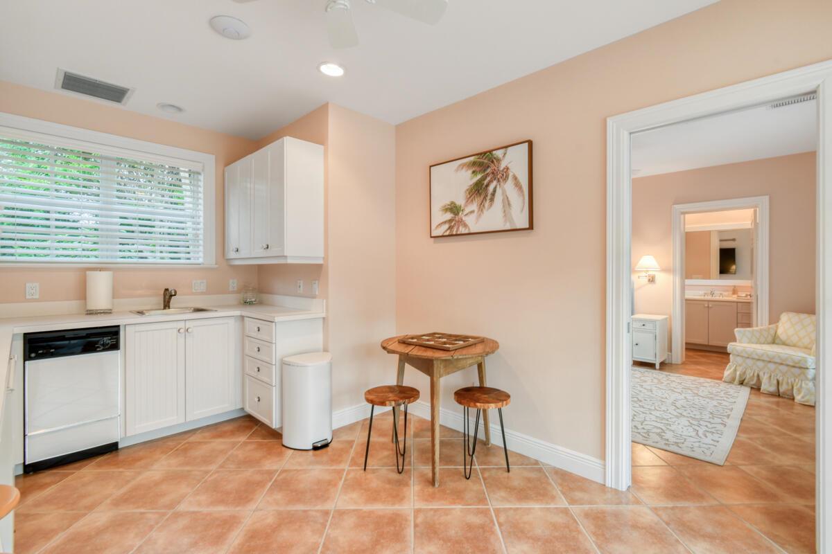 SEVEN OAKS ISLAND - Residential Lease