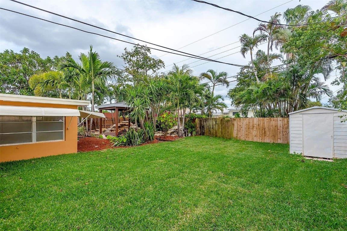 Broadview Park 36-33 B - Residential