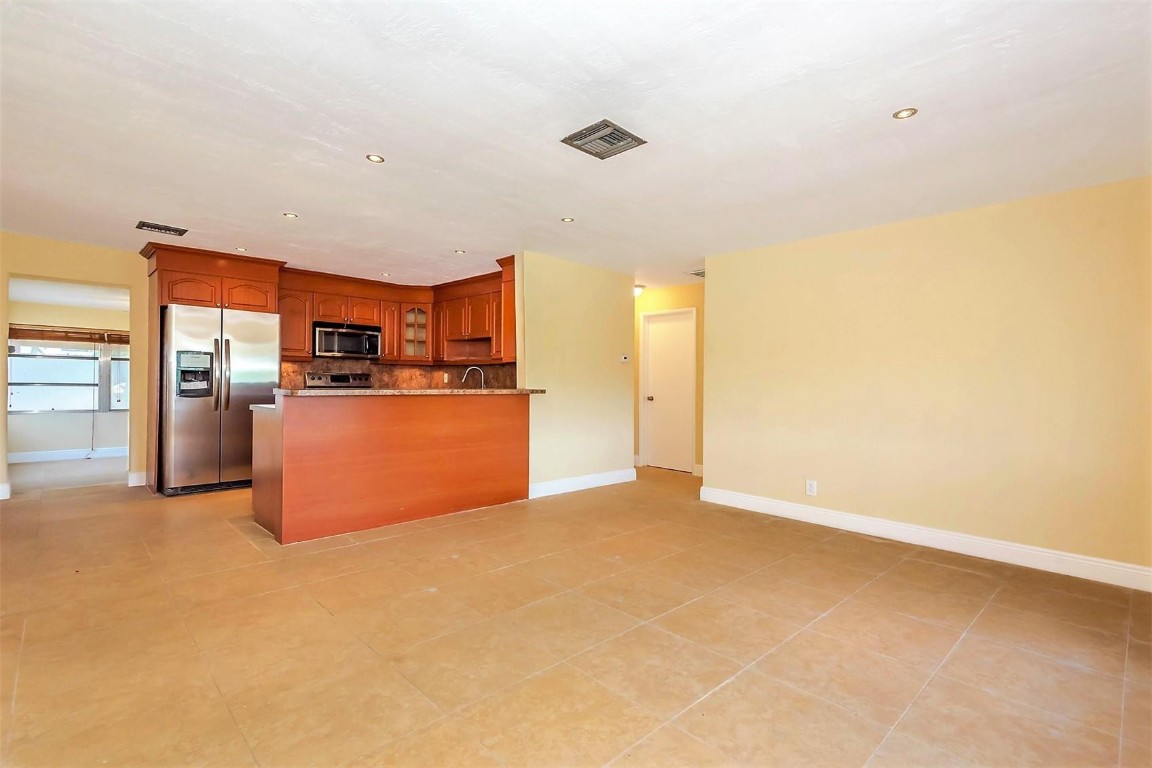 Broadview Park 36-33 B - Residential