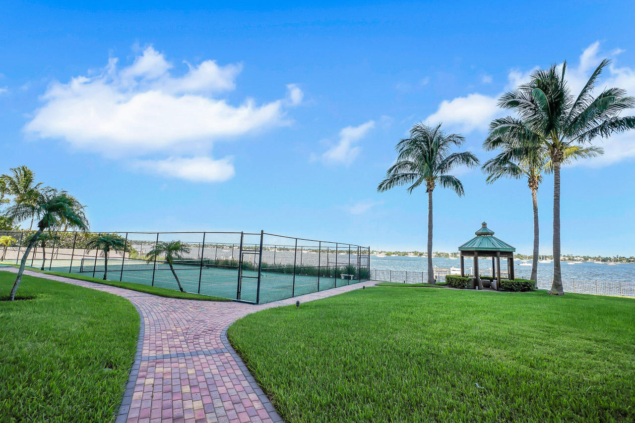 Placido Mar Condo - Residential