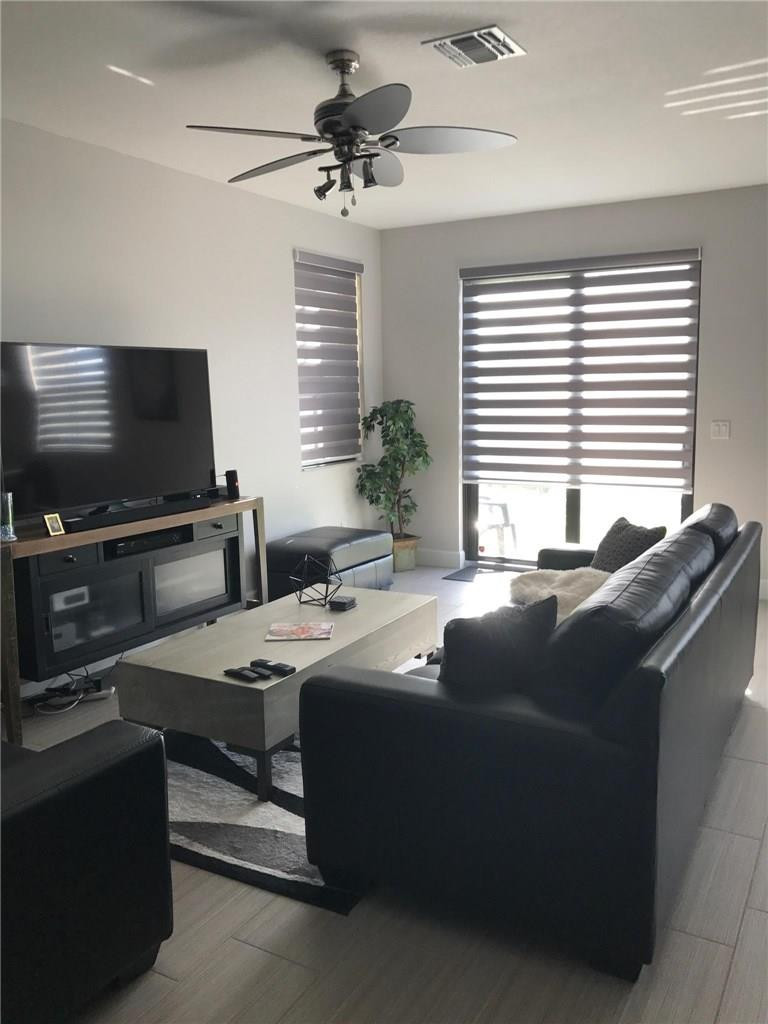 Sabal Palm By Prestige 17 - Residential