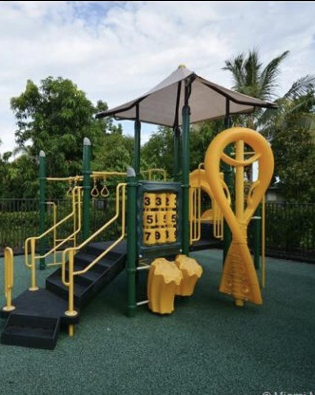 Sabal Palm By Prestige 17 - Residential