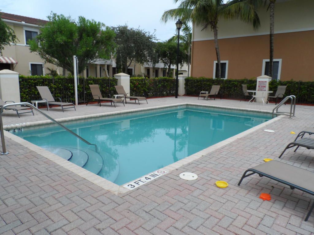 Photo of 2500 Venetian Court #36, Boynton Beach, FL 33426 (MLS # R11141628)