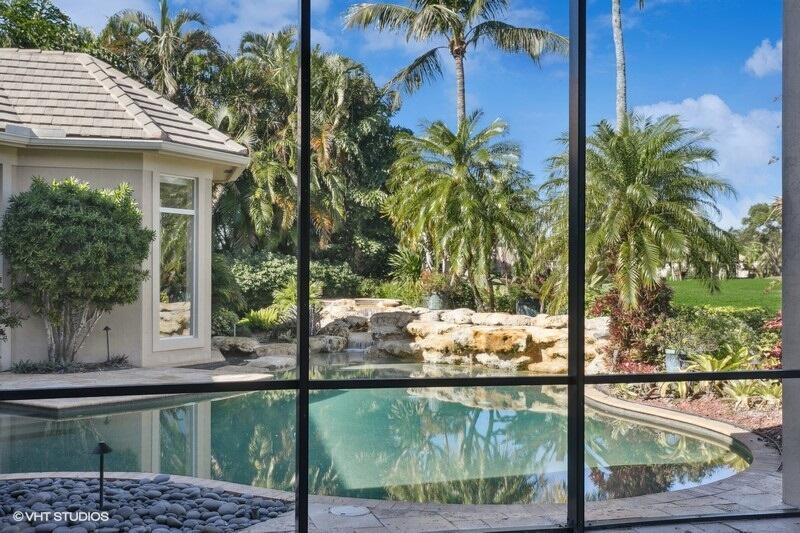 IBIS-EAGLE'S ISLE - Residential