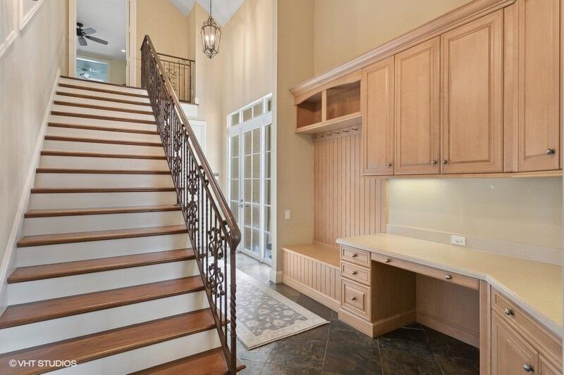 IBIS-EAGLE'S ISLE - Residential