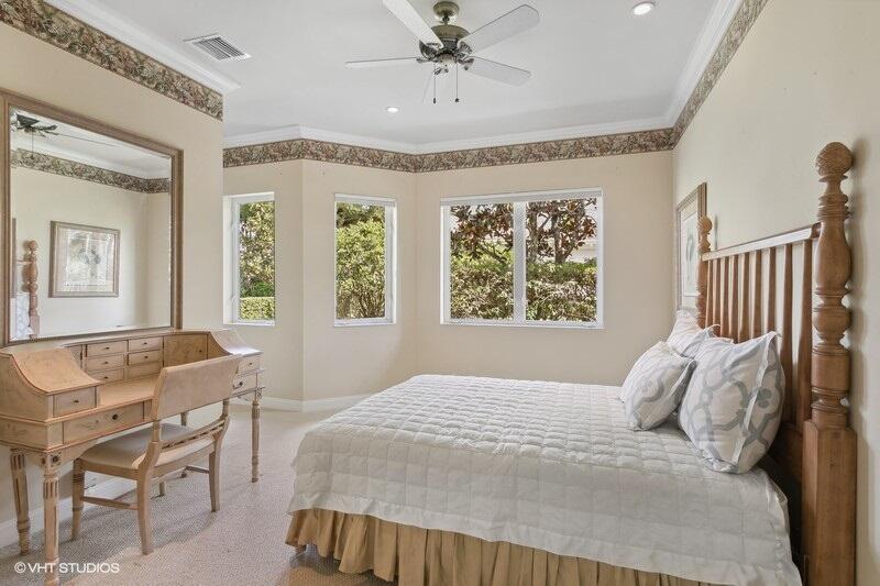 IBIS-EAGLE'S ISLE - Residential