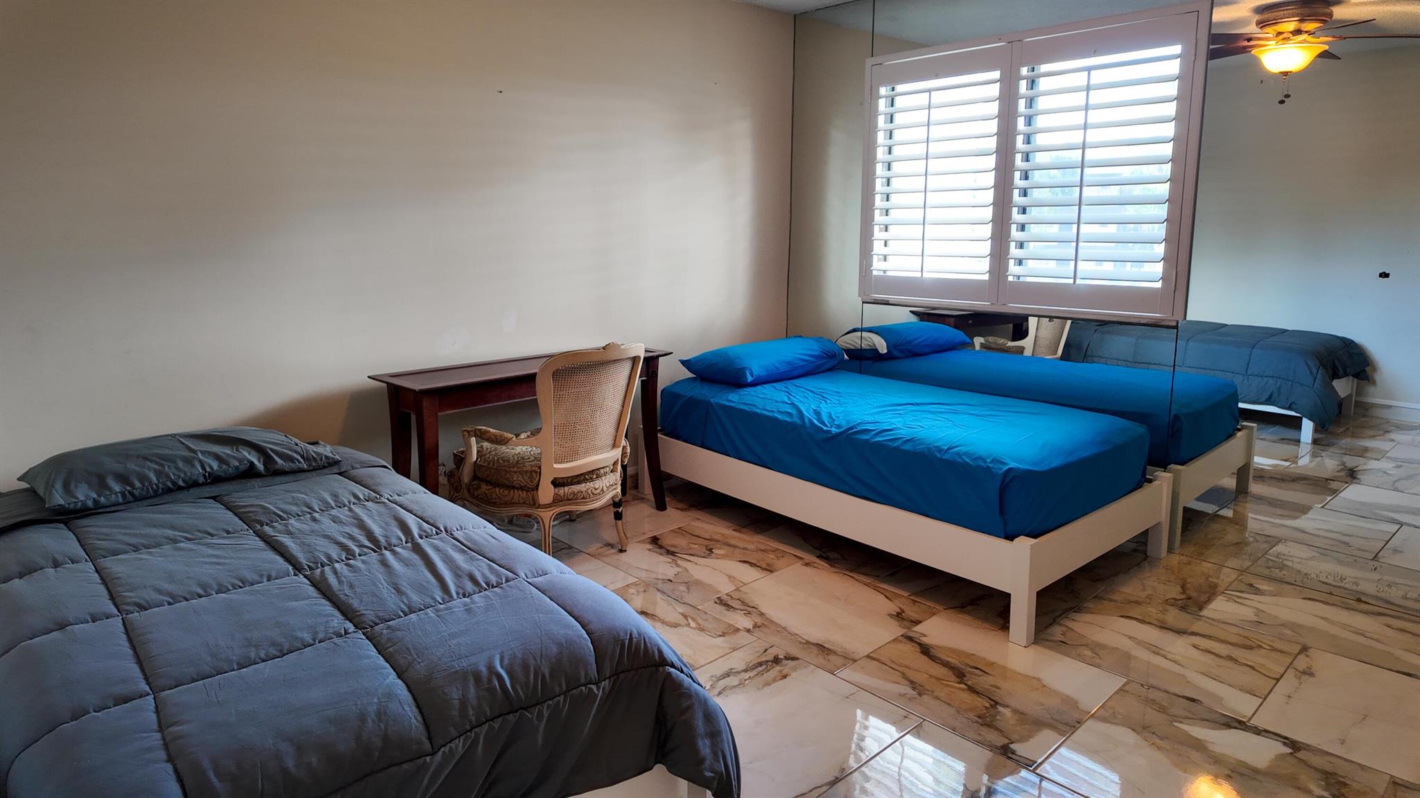 FOUNTAINS OF PALM BEACH C - Residential Lease