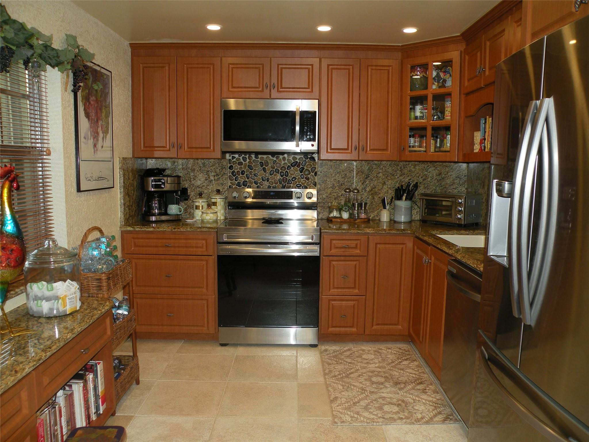 4221 W Palm Aire Drive 102