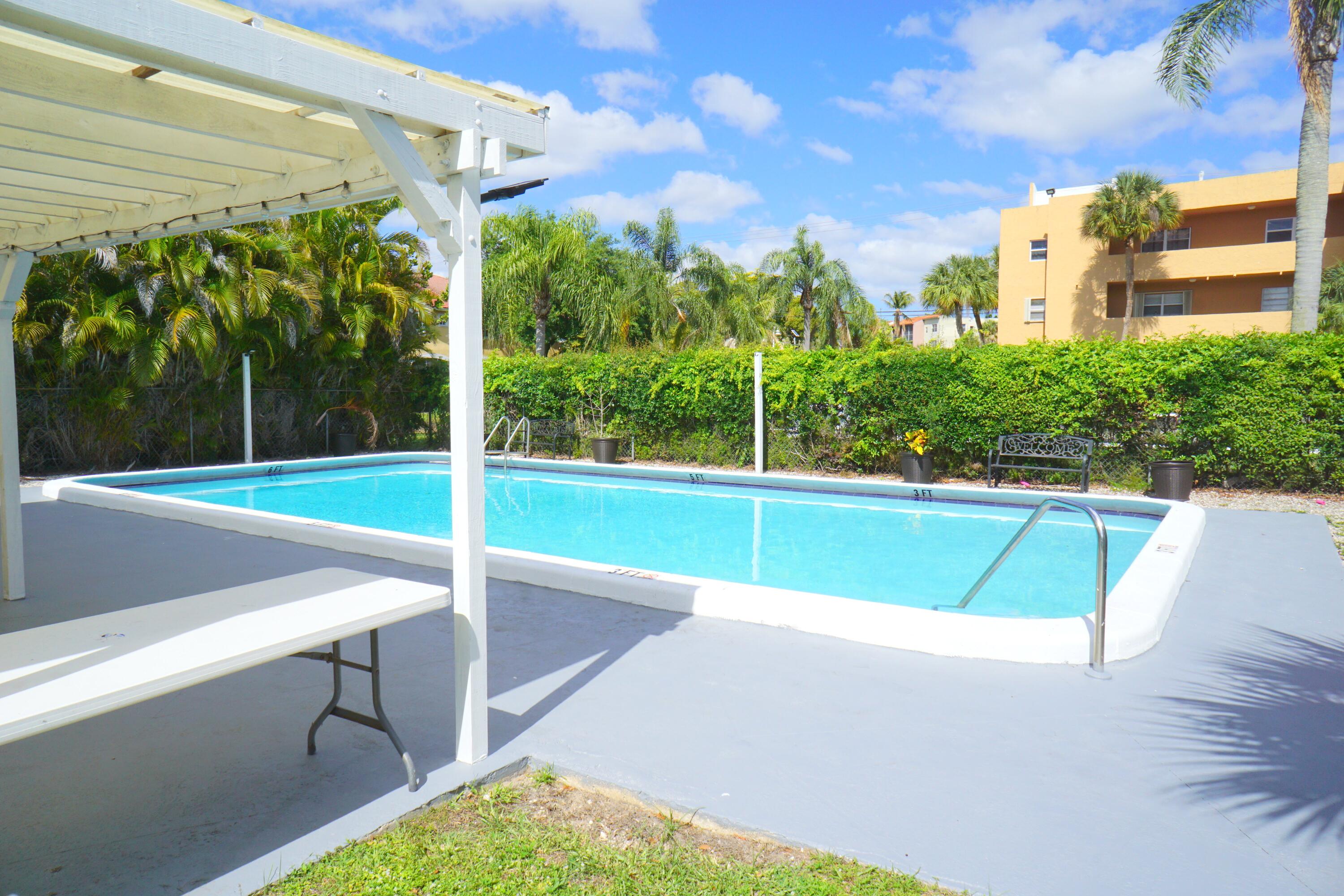 GARDENS OF BURNHAM WOODS - Residential