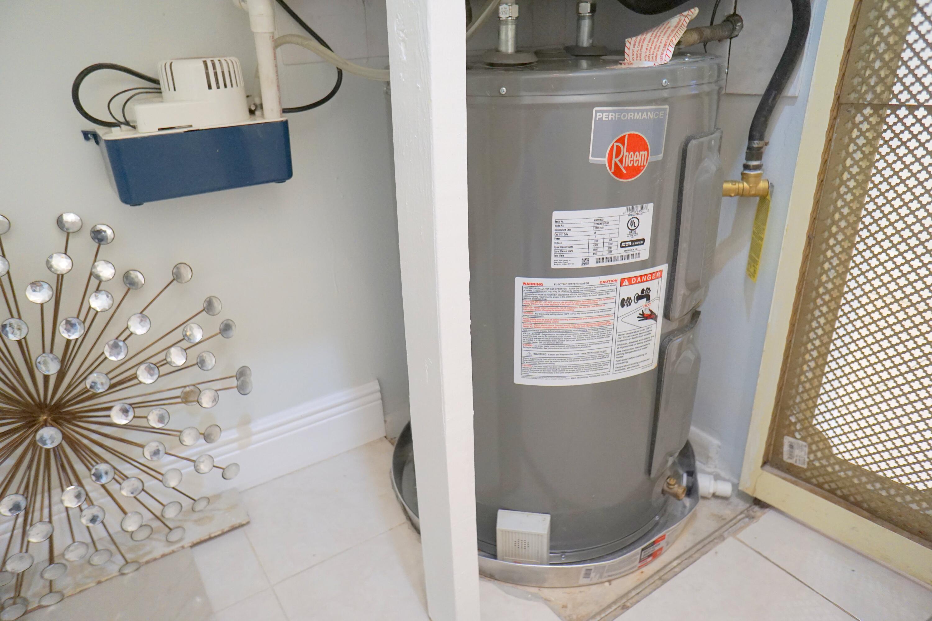 GARDENS OF BURNHAM WOODS - Residential