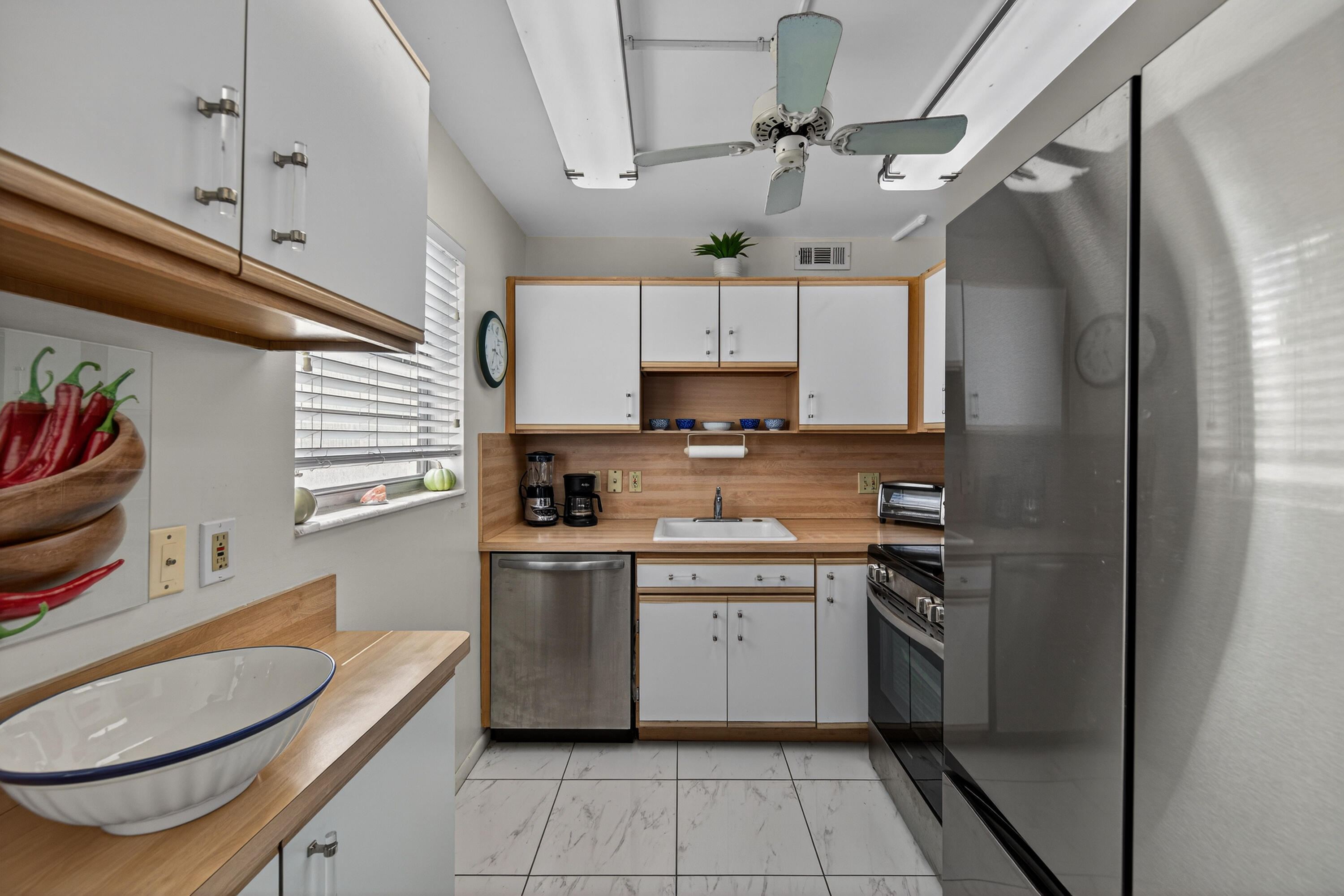 HARWOOD B CONDO - Residential