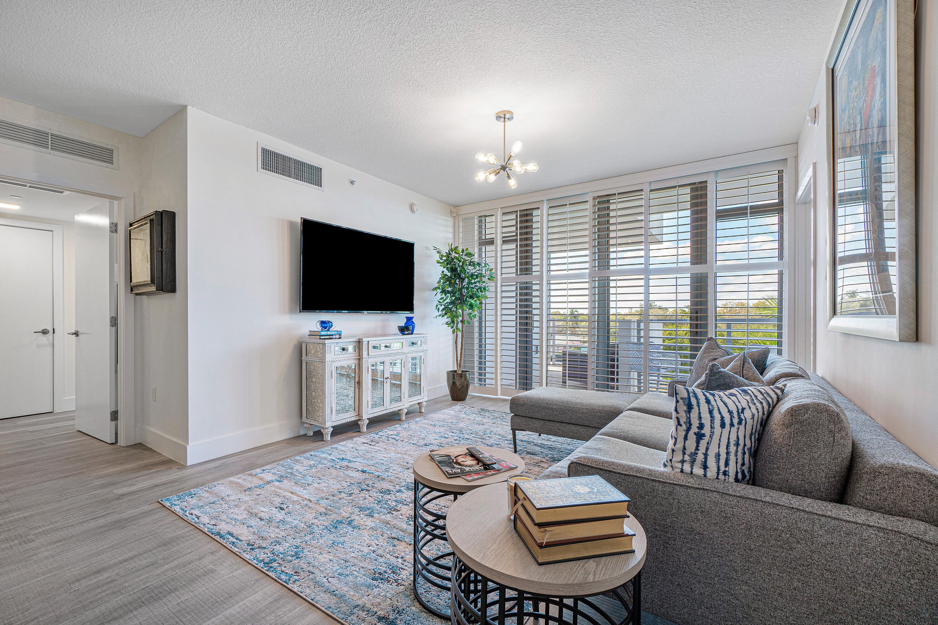 111 SE 1st Avenue 416