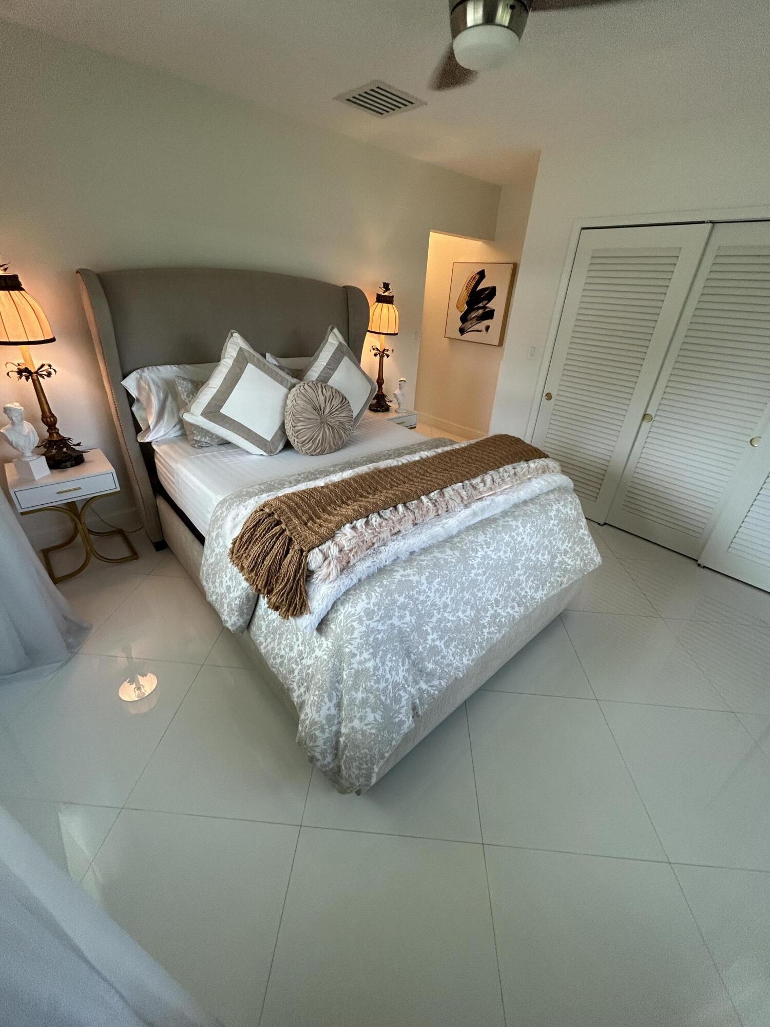 PALM CLUB CO-OP - Residential