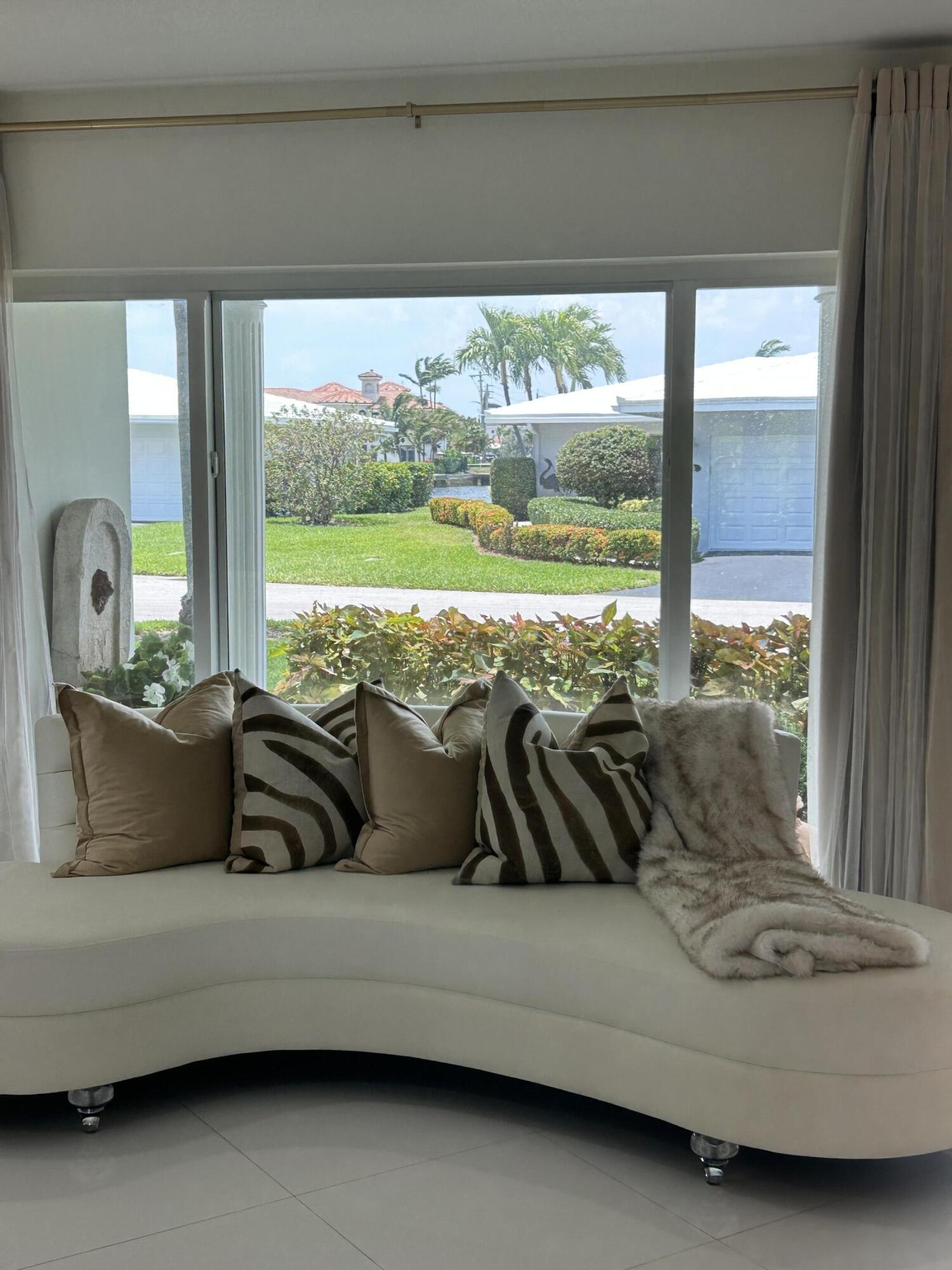 PALM CLUB CO-OP - Residential