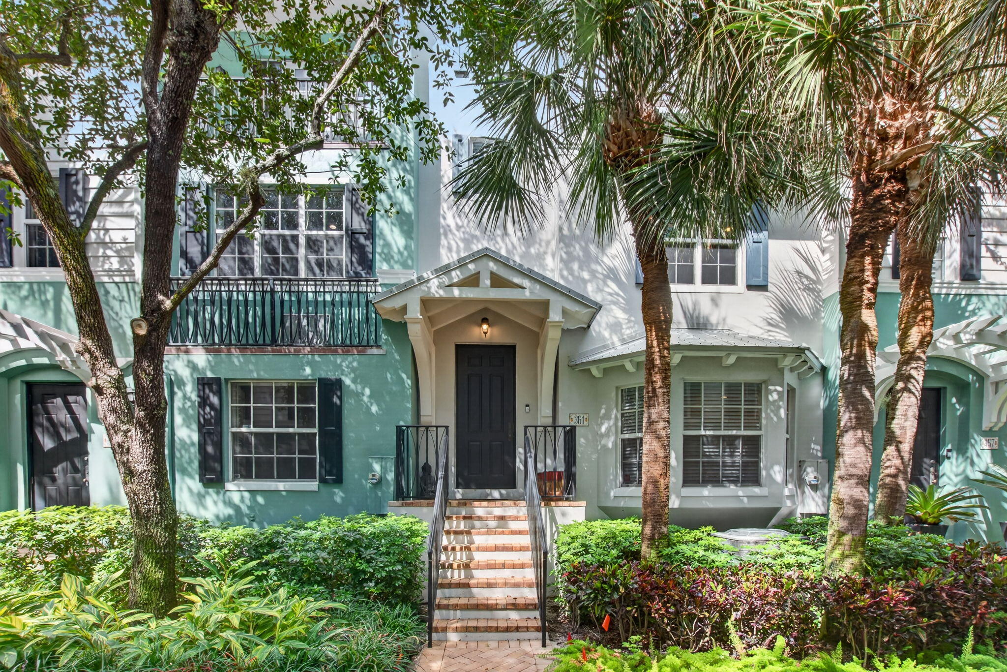 361 W Mallory Circle