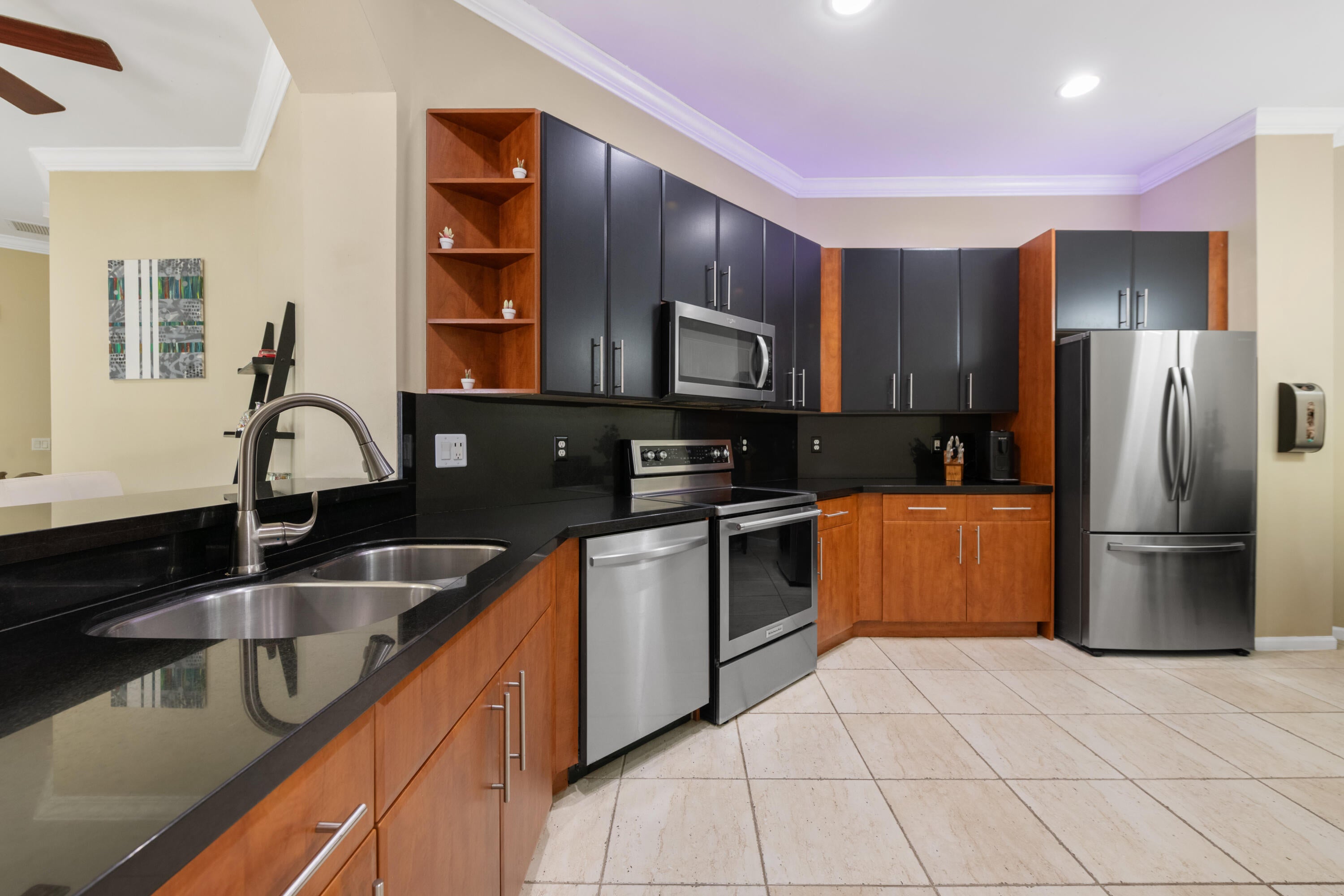 6435 BELLA Circle 201