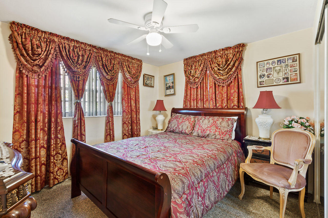 GRAMERCY PARK UNIT 2 - Residential