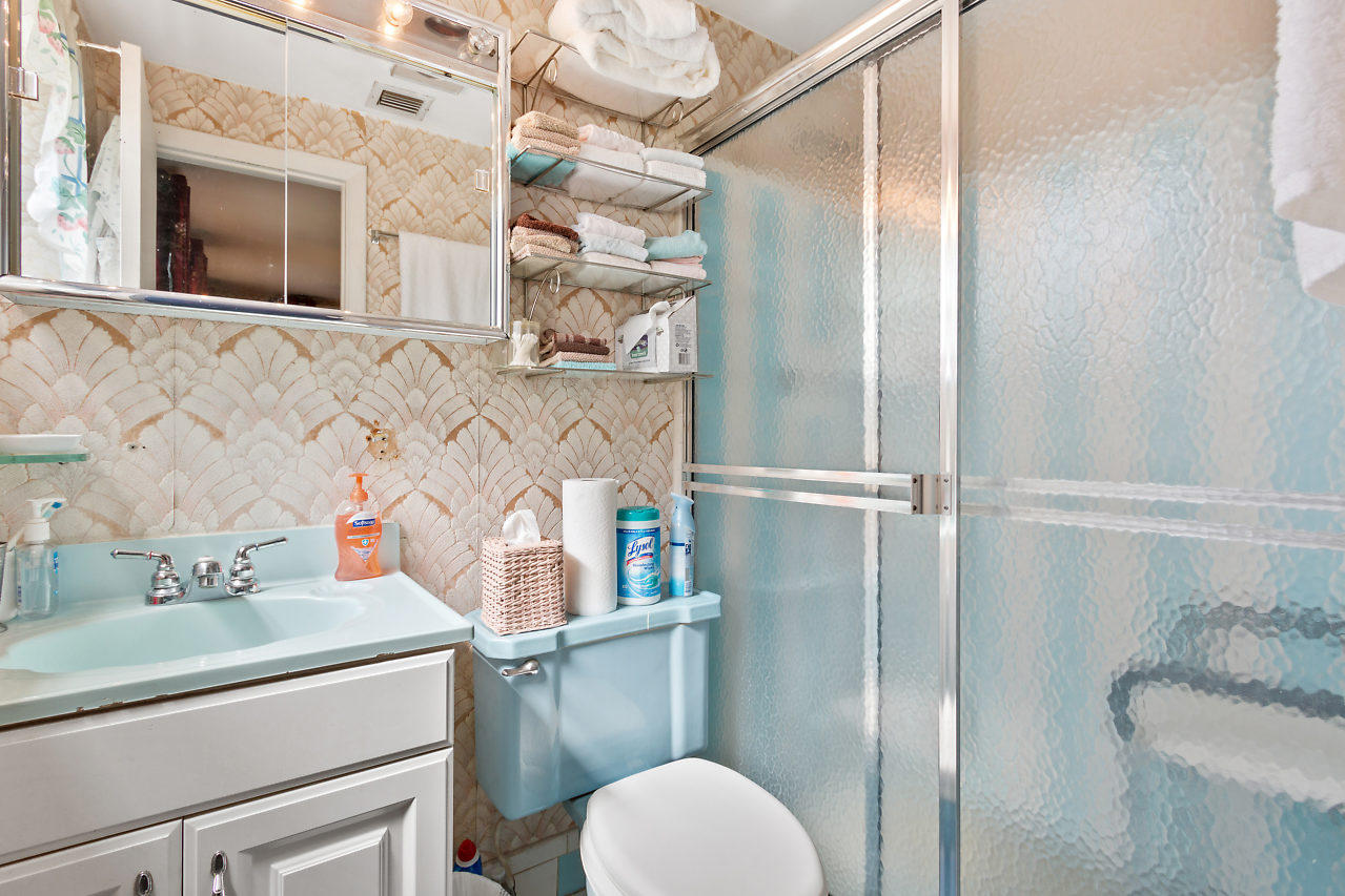 GRAMERCY PARK UNIT 2 - Residential