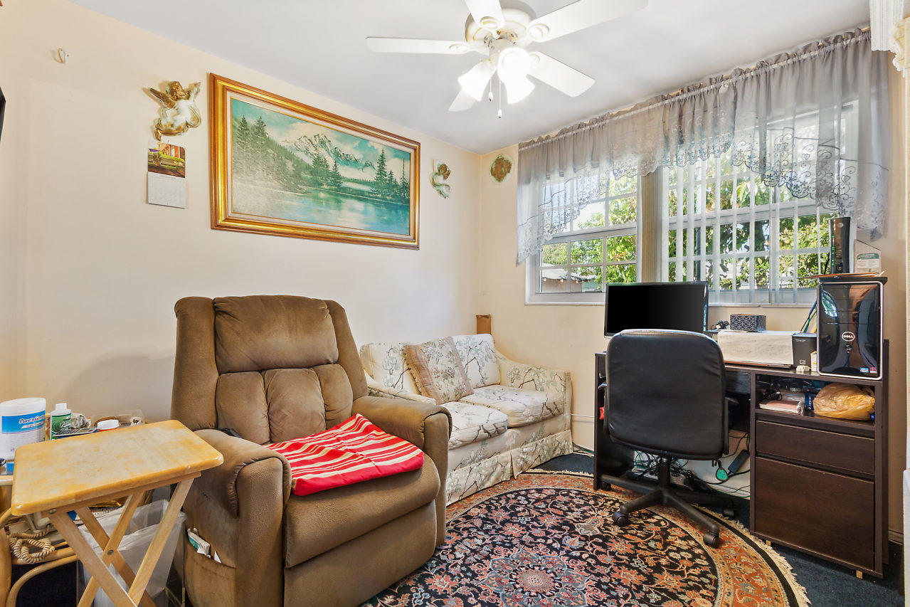 GRAMERCY PARK UNIT 2 - Residential