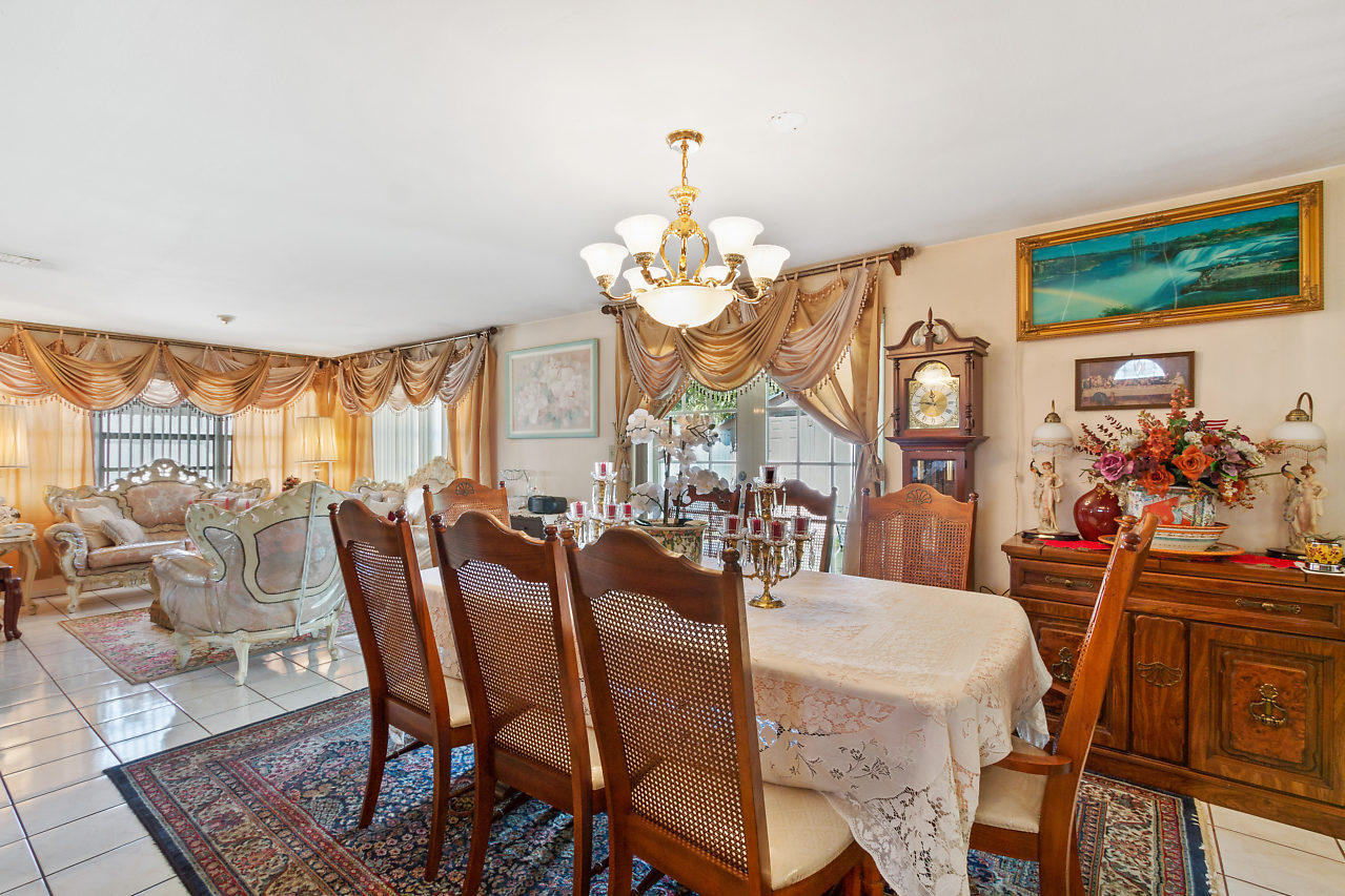 GRAMERCY PARK UNIT 2 - Residential