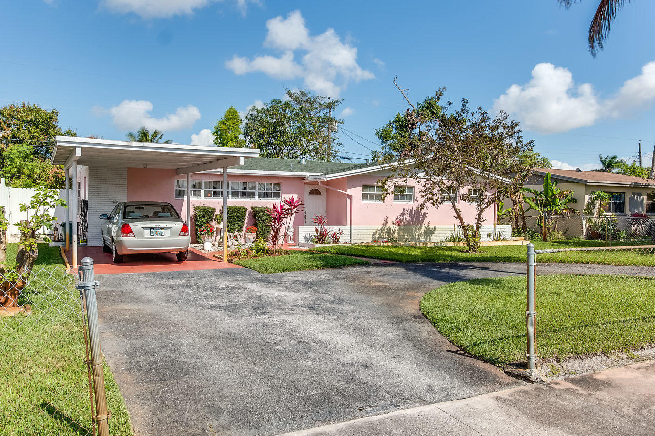 GRAMERCY PARK UNIT 2 - Residential