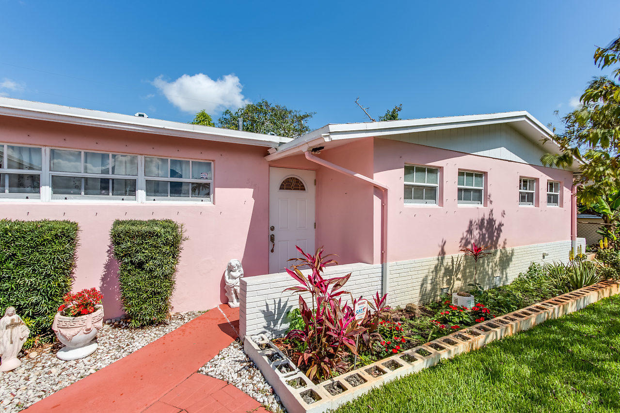 GRAMERCY PARK UNIT 2 - Residential