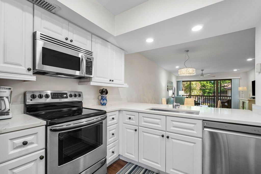 Photo of 508 Brackenwood Place, Palm Beach Gardens, FL 33418 (MLS # R11041813)