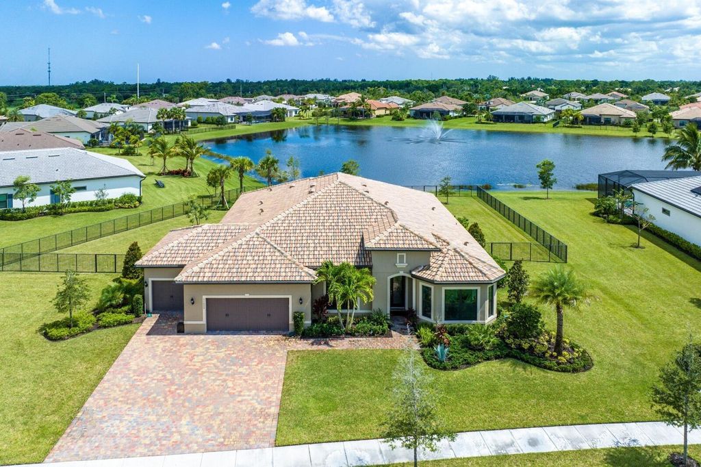 Photo of 11600 Sally Ann Drive, Palm Beach Gardens, FL 33412 (MLS # R10925520)