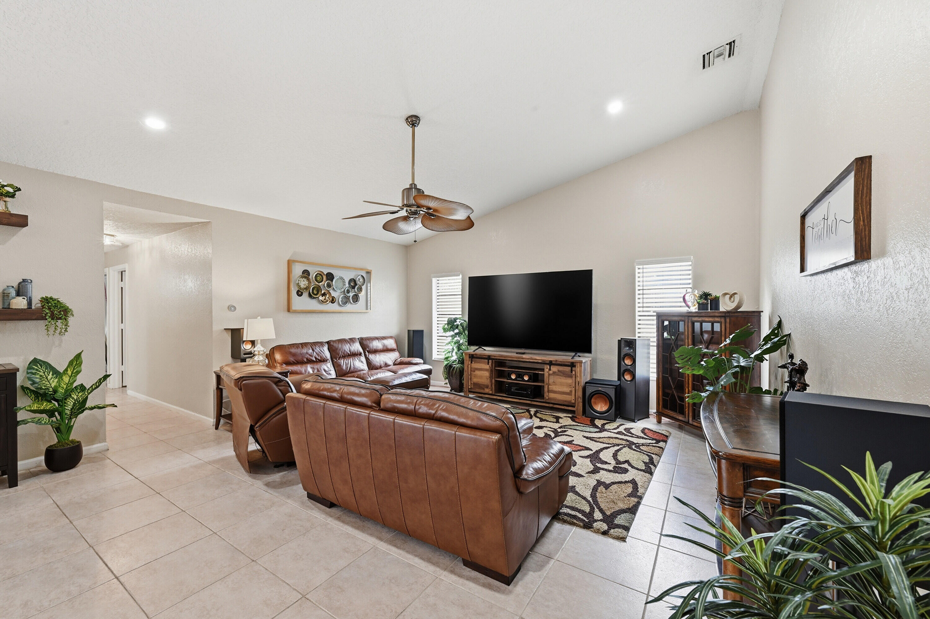 PINE RIDGE - Residential