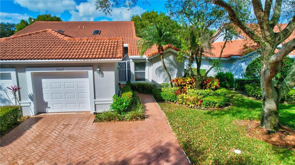 Palm Isles - Residential
