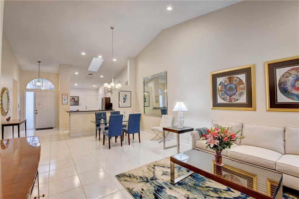 Palm Isles - Residential
