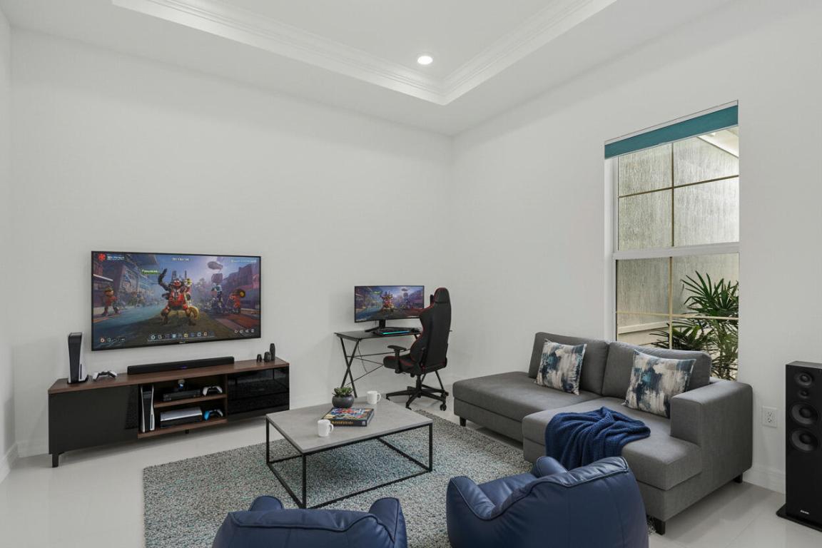 Avenir Site Pal 3 POD 8 - Residential Lease