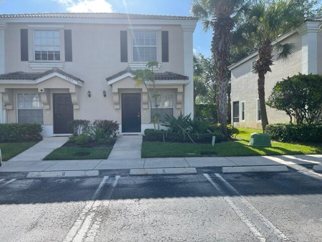 PALMBROOKE TOWNHOMES - Residential Lease