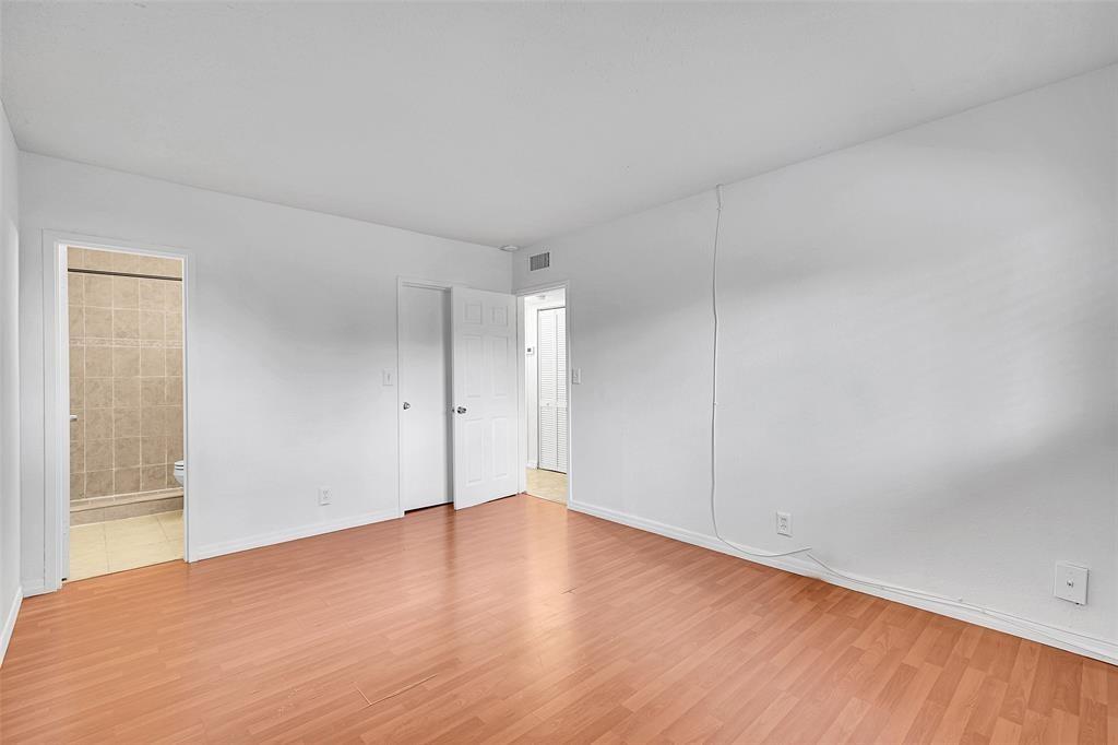 PRESIDENTIAL CONDOMINUM - Residential Lease