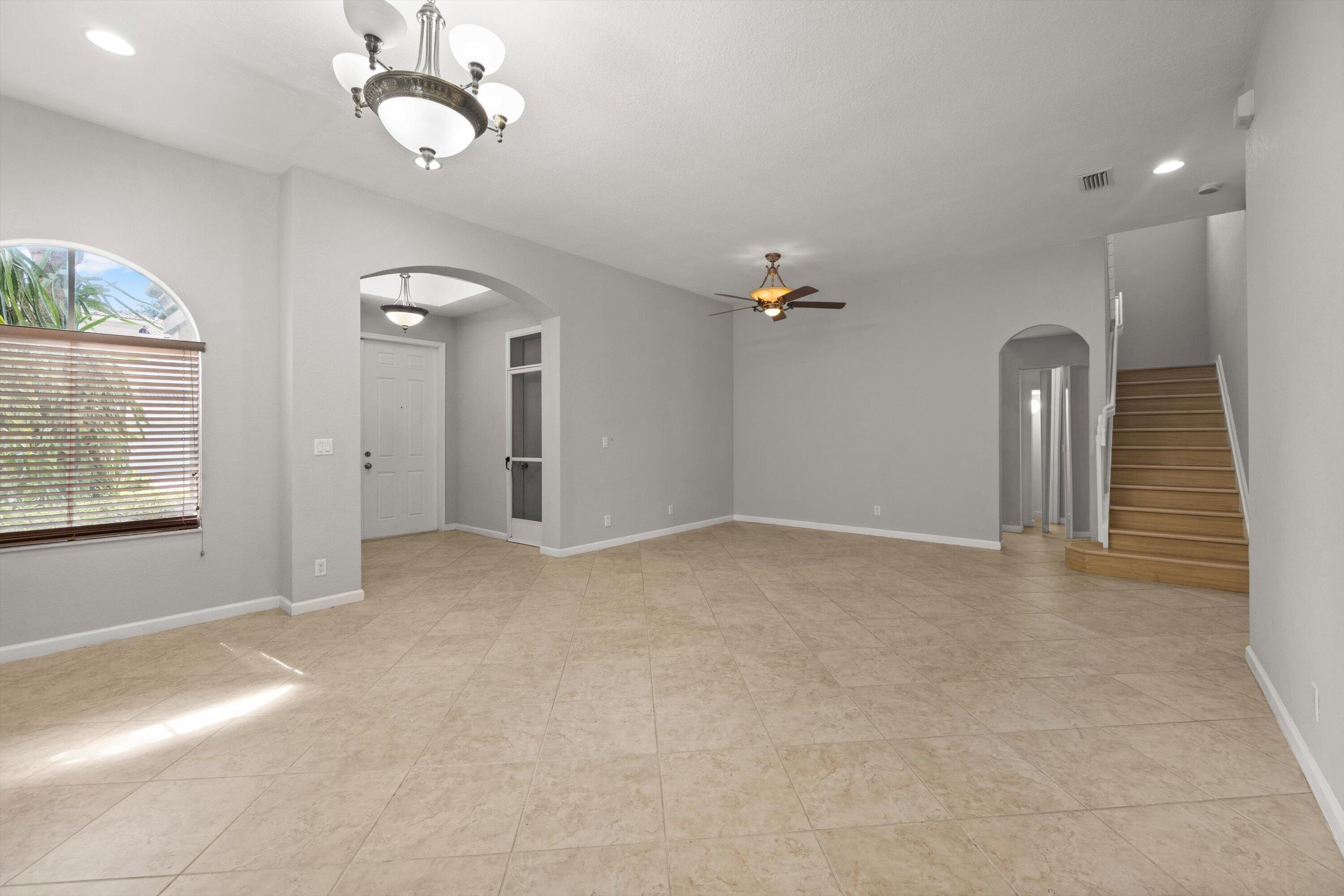 1025 Grove Park Circle
