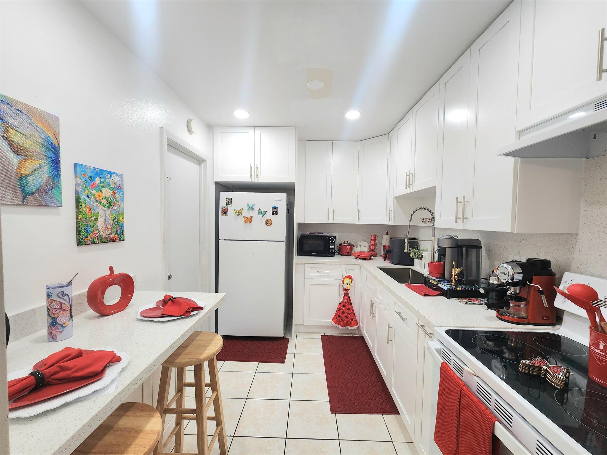 7235 Pine Bluff Drive, Lake Worth, FL, 33467/$375,000 1 7235 Pine Bluff Drive