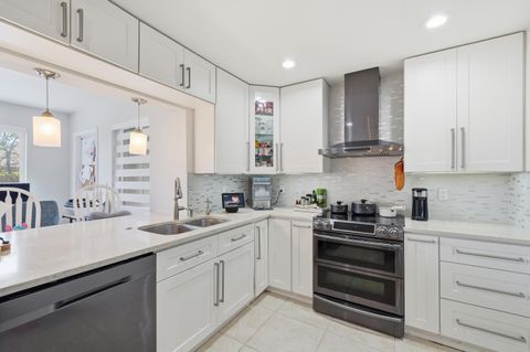 Photo of 7520 SW 1st Street, Margate, FL 33068 (MLS # B26000625)