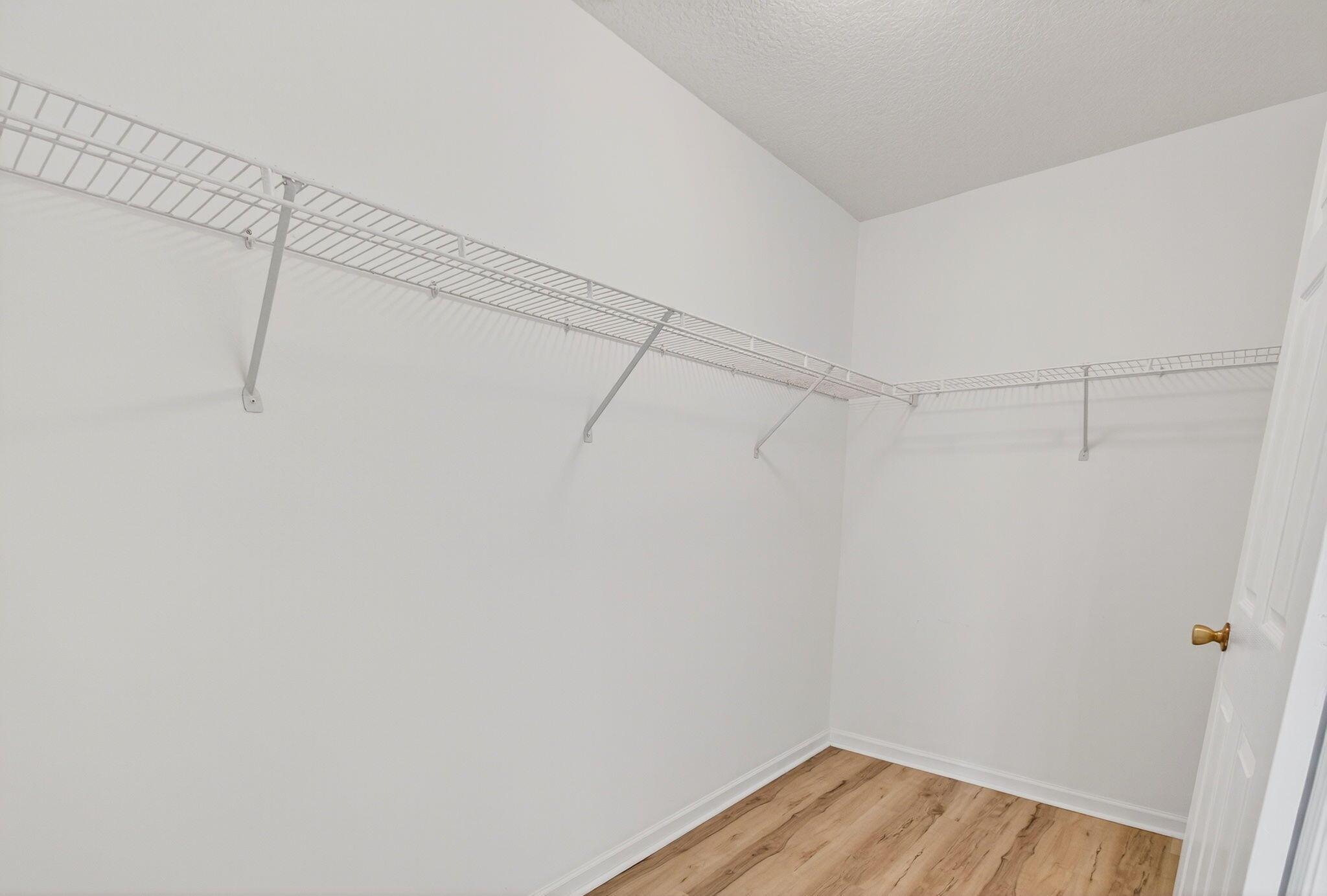 VERONA LAKES - Residential