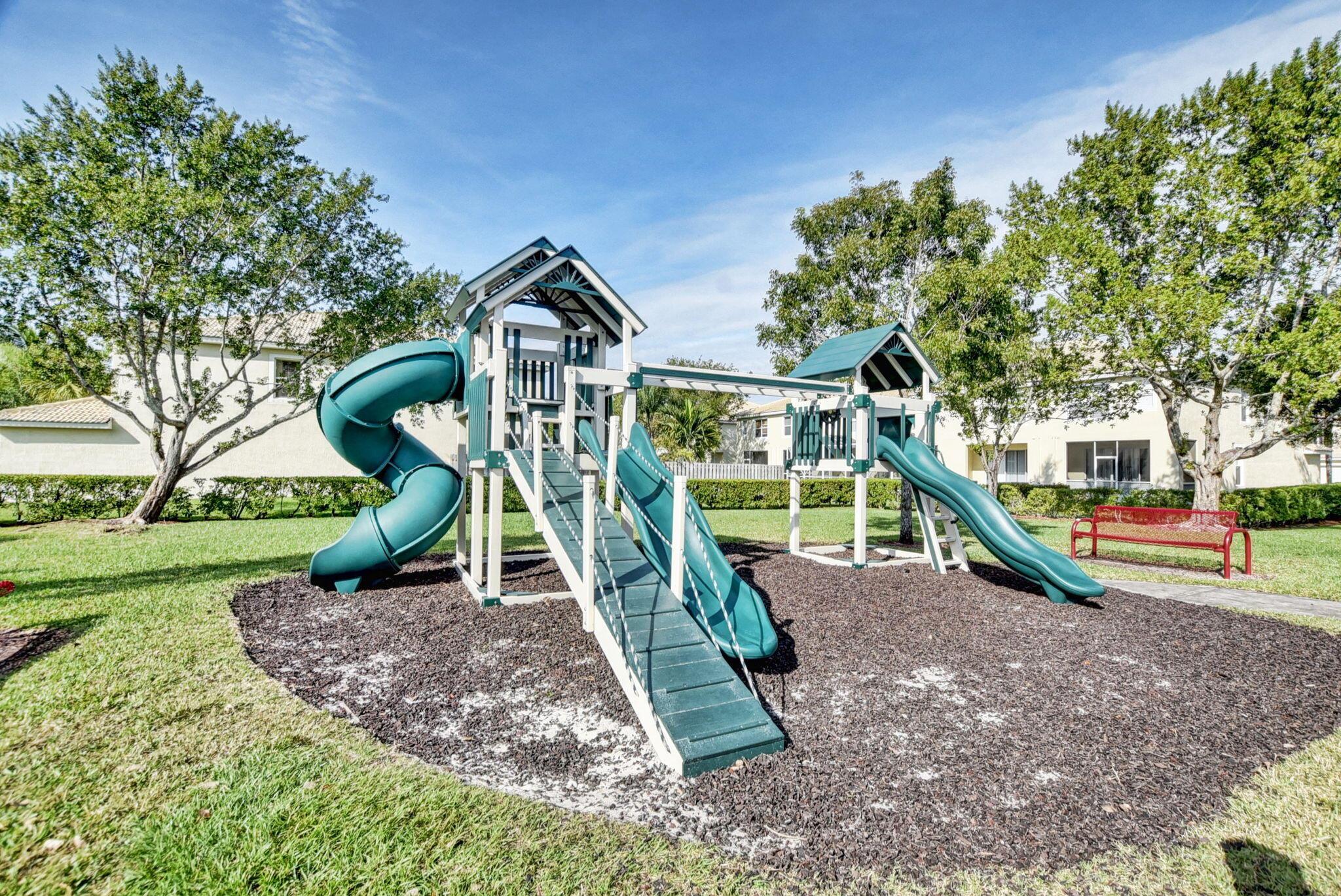 VERONA LAKES - Residential