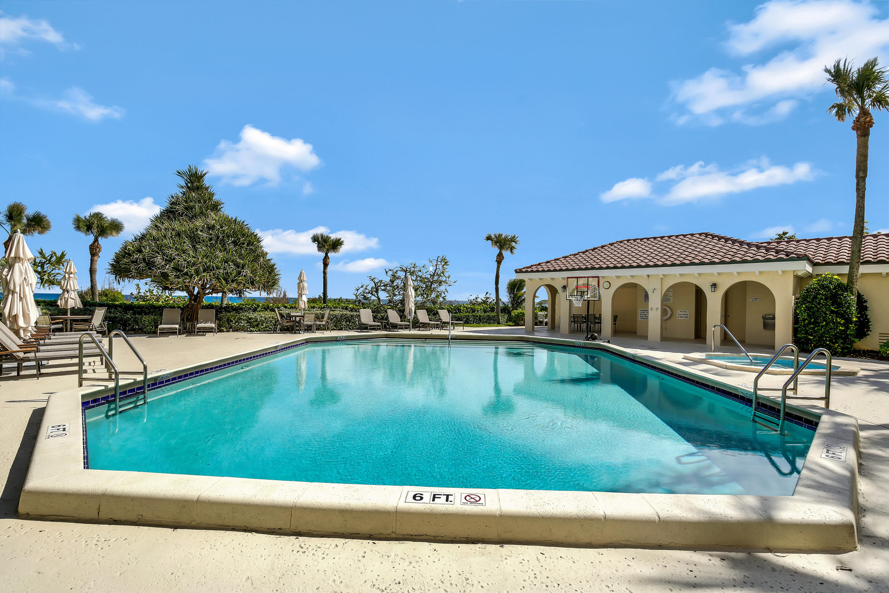 EL CORTIJO COND DECL FILE - Residential