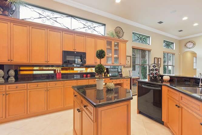 Mizner Country Club - Residential