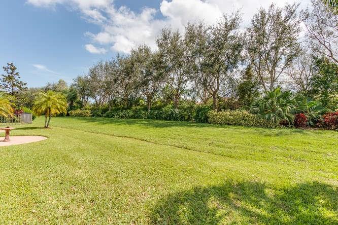 Mizner Country Club - Residential
