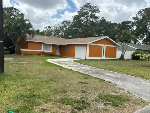 210 SW Bridgeport Drive, Port St Lucie, FL MLS: R10973011
