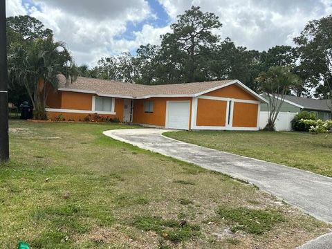 A home in Port St Lucie